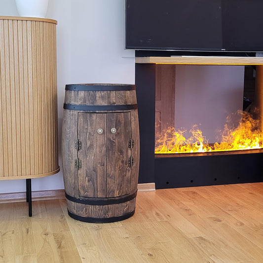 Fassbar XL aus Holzfass, handgemacht mit 2 Türen, Flaschenregal & Hausbar im Vintage-Stil – ideal als Theke, Schrank oder Geschenk für Männer.