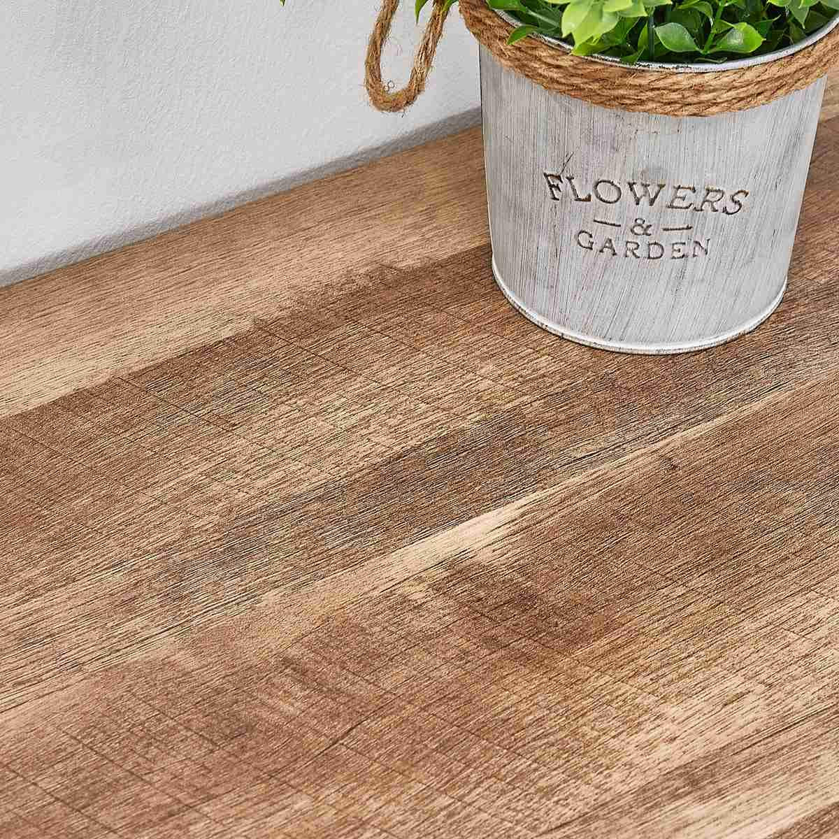 FATORRI Industrieller Weinbarschrank aus rustikaler Eiche, mit Weinregal, Stauraum für Gläser & Likör, Sideboard & Buffetschrank im Landhausstil.