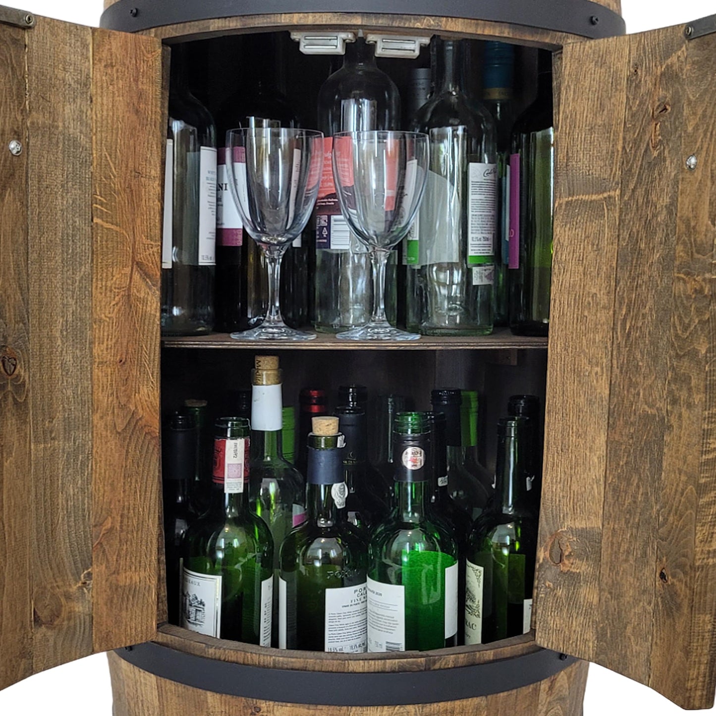 Fassbar XL aus Holzfass, handgemacht mit 2 Türen, Flaschenregal & Hausbar im Vintage-Stil – ideal als Theke, Schrank oder Geschenk für Männer.